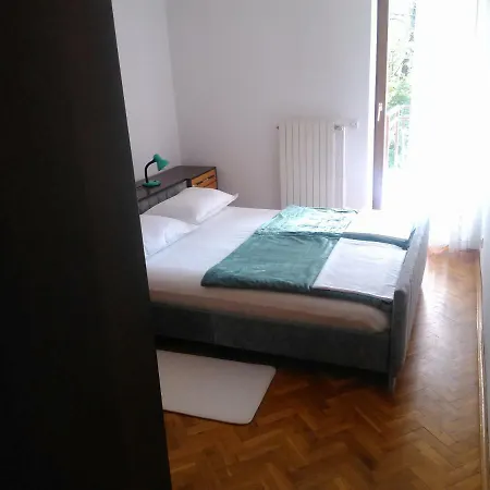 Viki Apartment