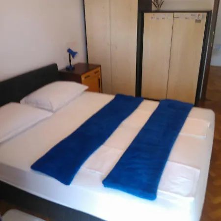 Appartement Viki *