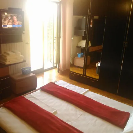 Viki Apartment